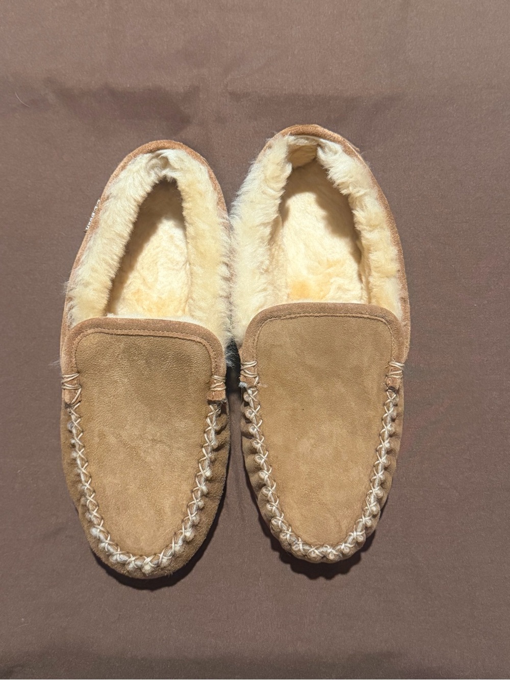 L.L. Bean Wicked Good Suede Shearling Moccasin Slippers Men's Size 9 Women's 10